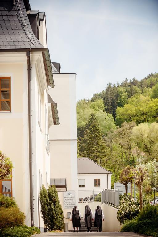 Kloster St. Josef Neumarkt in der Oberpfalz Ngoại thất bức ảnh